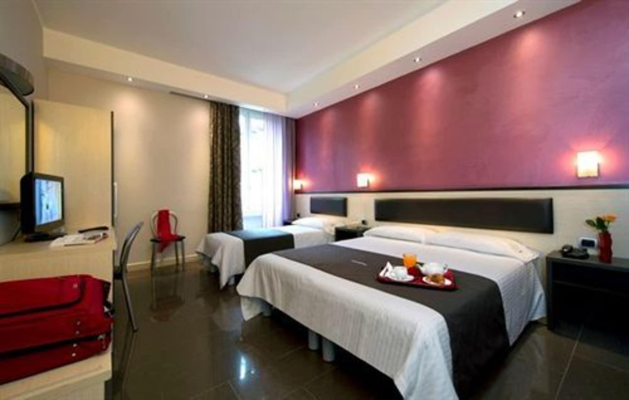 Hotel Five Milan Exterior photo