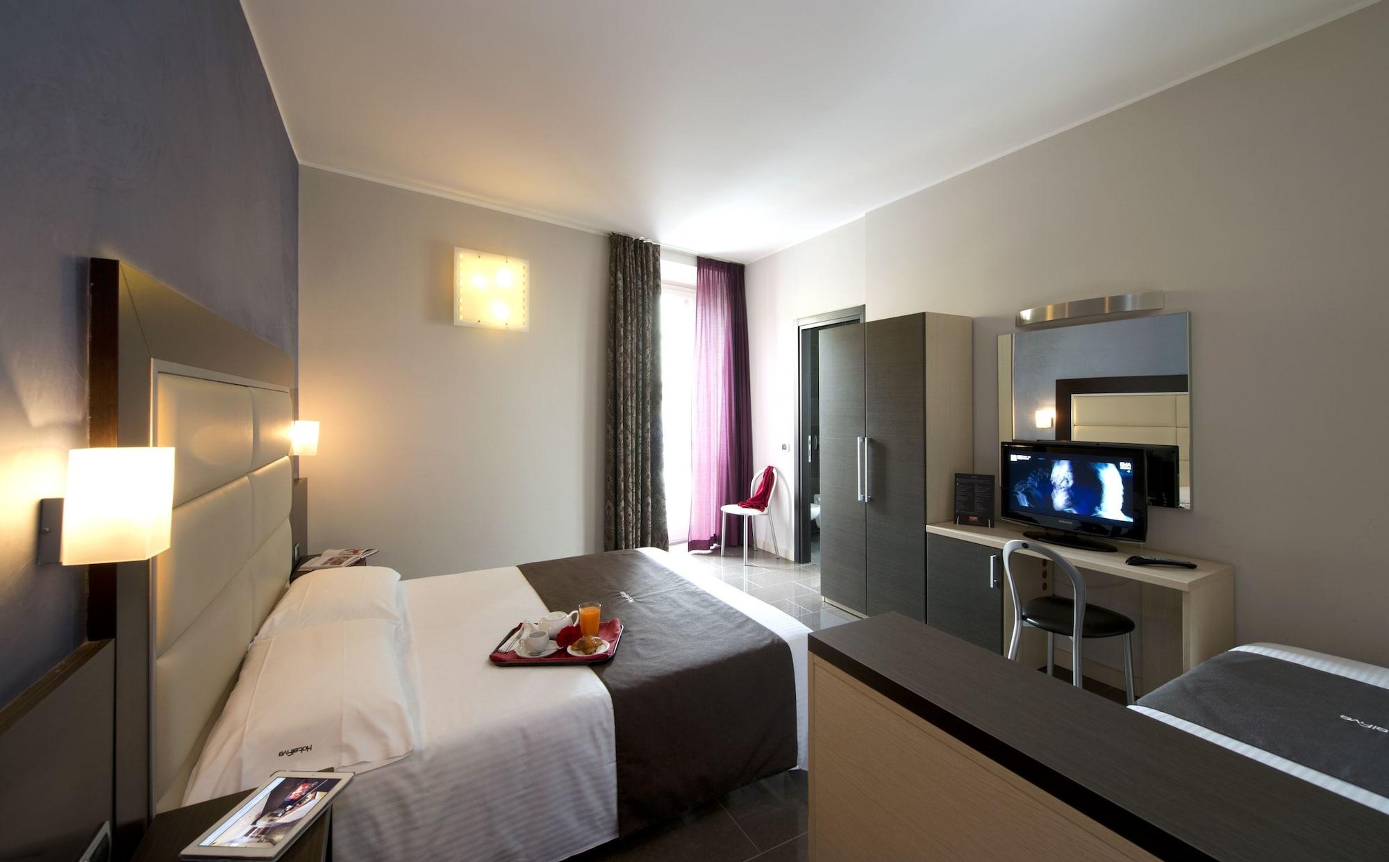 Hotel Five Milan Exterior photo