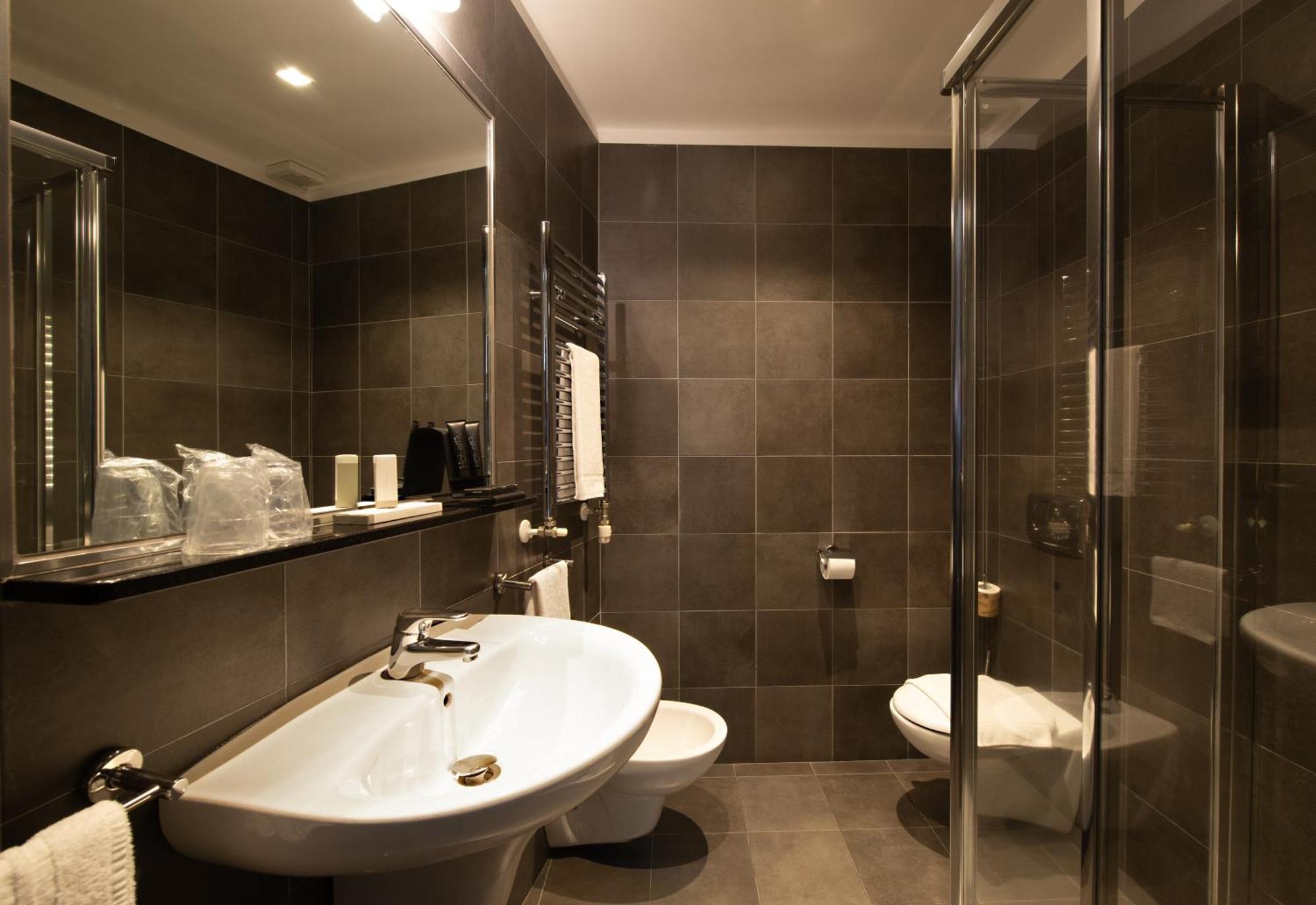 Hotel Five Milan Exterior photo